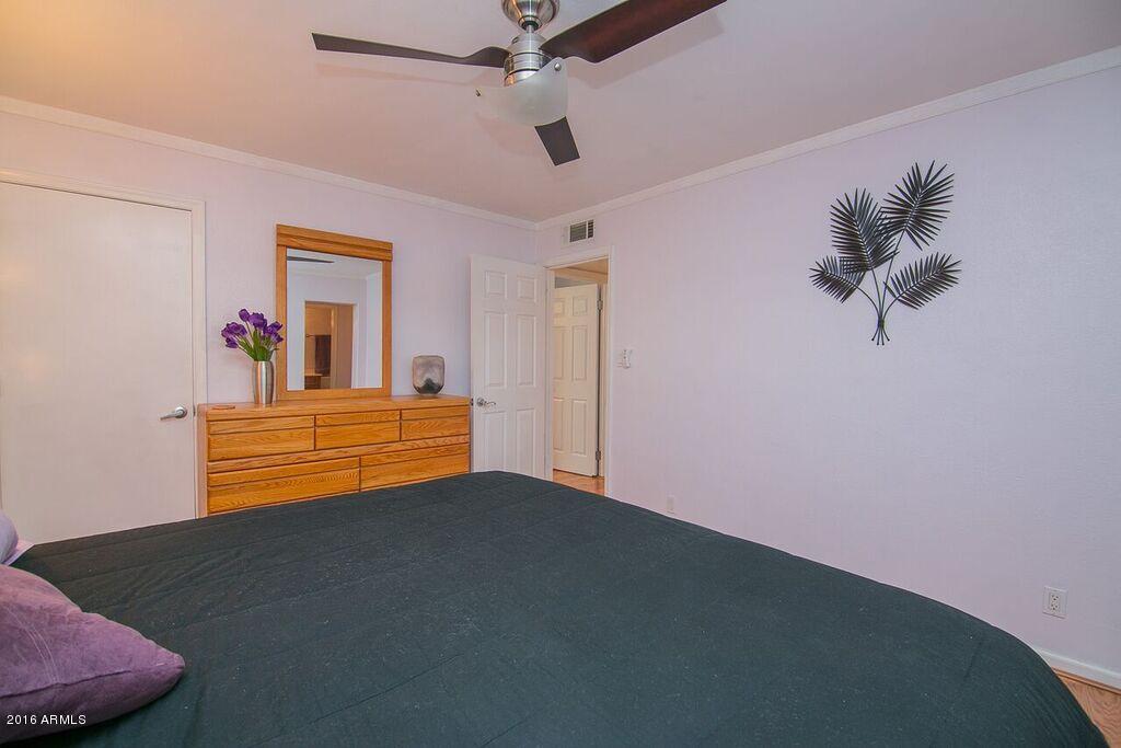 1308 West Lawrence Road Phoenix, AZ 85013 - Photo 17 of 42 21