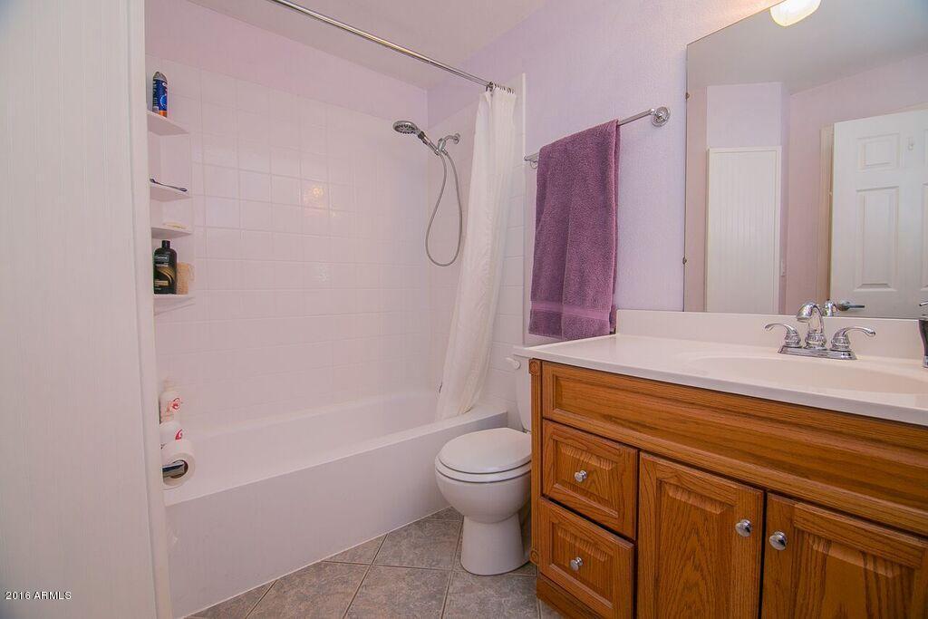 1308 West Lawrence Road Phoenix, AZ 85013 - Photo 20 of 42 Master bath