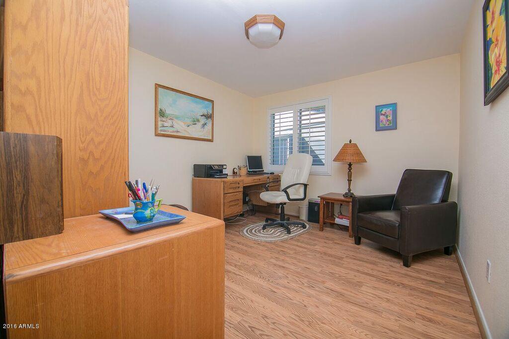 1308 West Lawrence Road Phoenix, AZ 85013 - Photo 26 of 42 Den- office