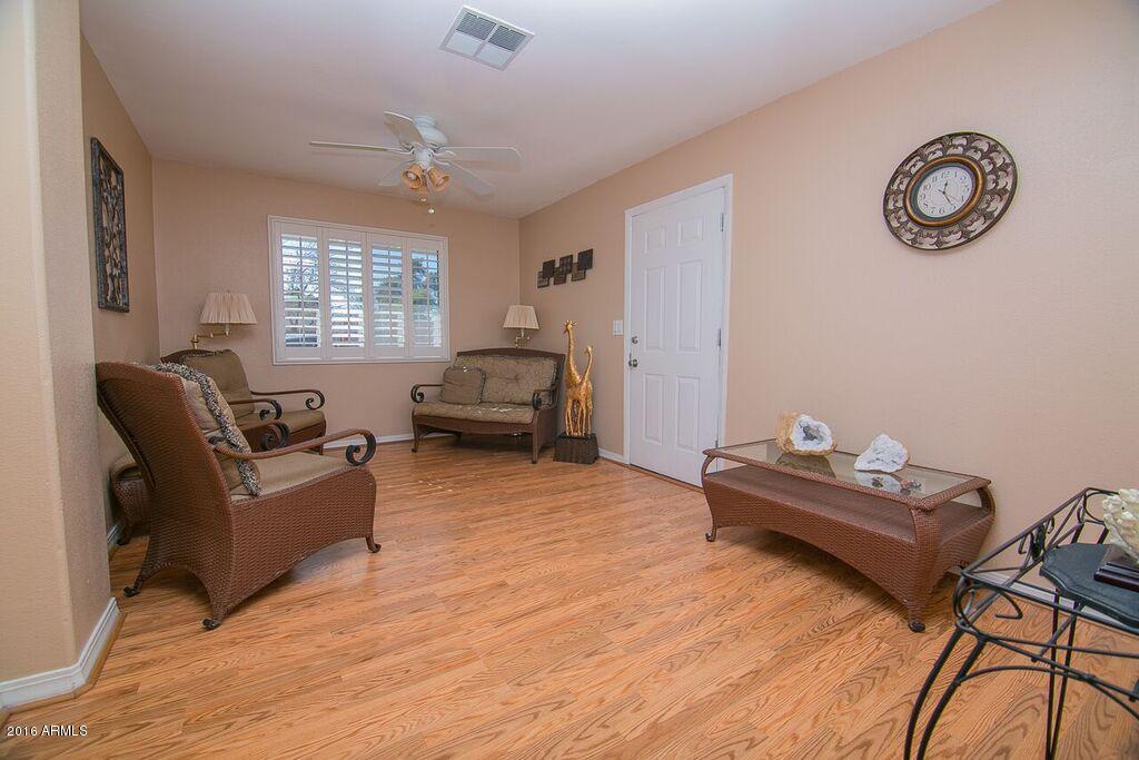 1308 West Lawrence Road Phoenix, AZ 85013 - Photo 29 of 42 Flex Room bedroom - guest suite