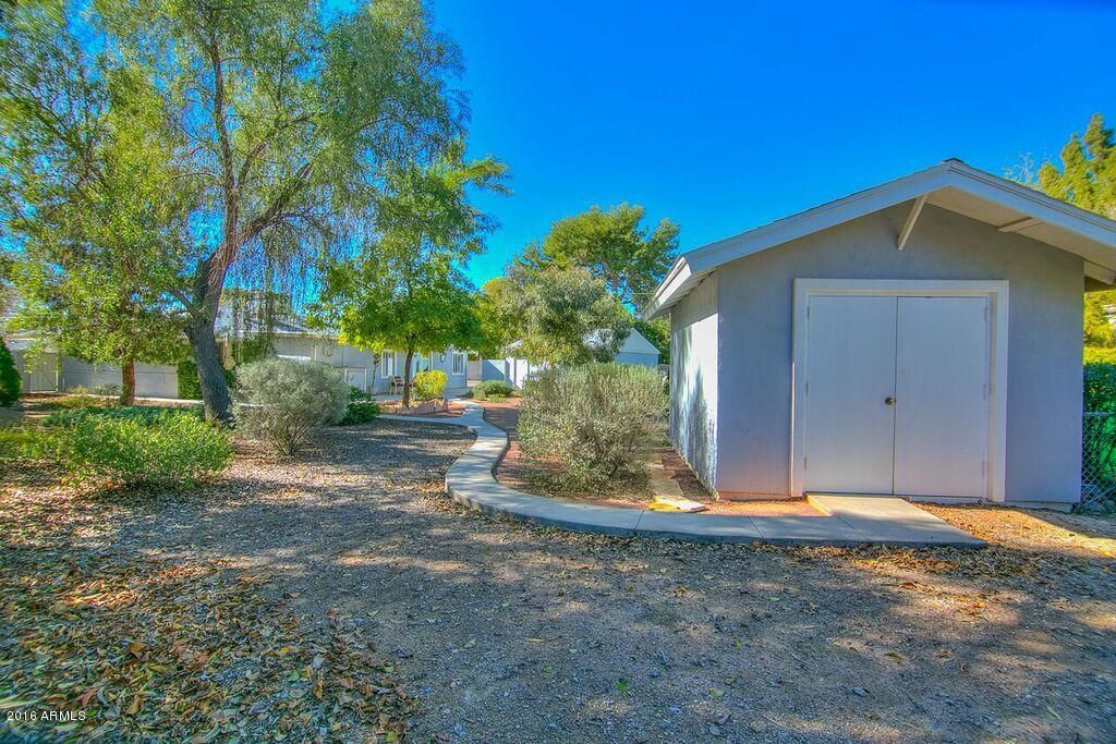 1308 West Lawrence Road Phoenix, AZ 85013 - Photo 5 of 42 13