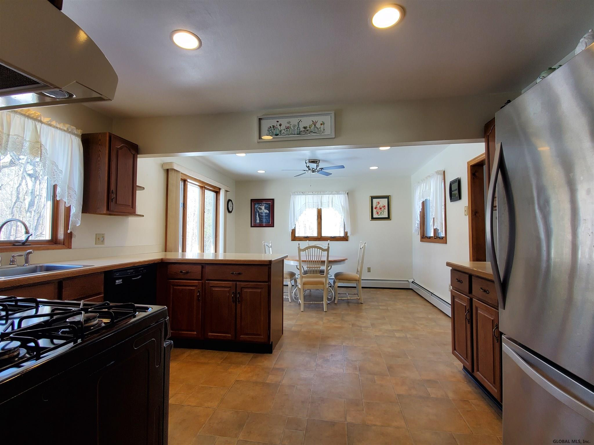 172 Gailor Road Wilton, NY 12831 - Photo 8 of 38 Photo 8