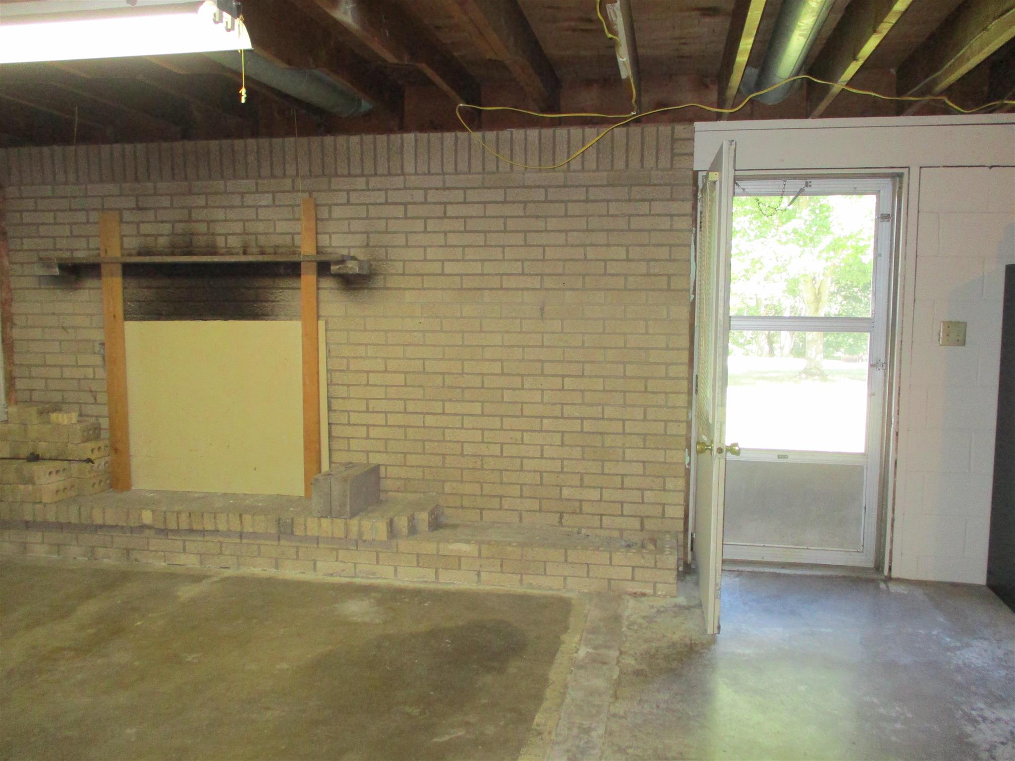 9215 Ridgewood Road Rock Island, IL 61201 - Photo 26 of 39 Gallery Image 26