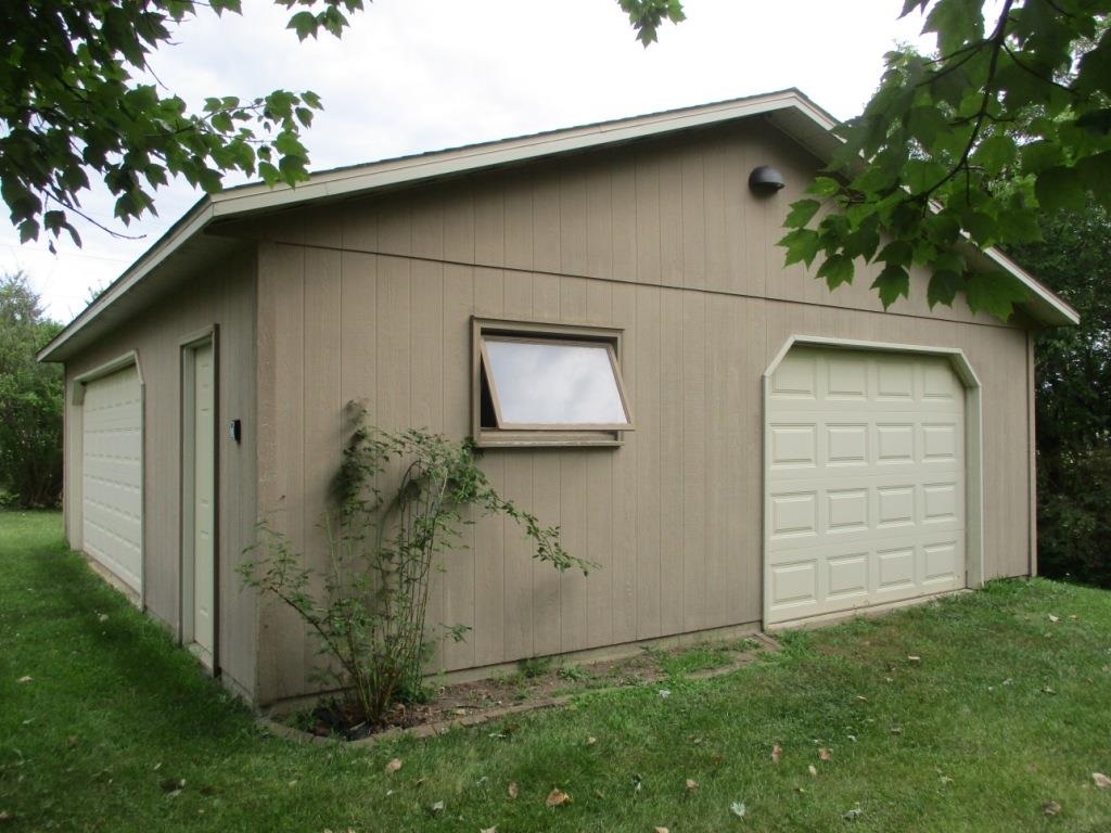 9215 Ridgewood Road Rock Island, IL 61201 - Photo 35 of 39 Gallery Image 35