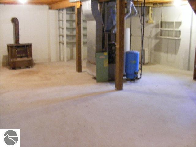 13591 South Bugai Road Traverse City, MI 49684 - Photo 12 of 15 1712273-11.JPG