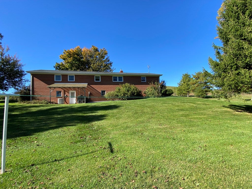 114 Blacksmith Road Meadows Of Dan, VA 24120 - Photo 10 of 70 Gallery Image 10