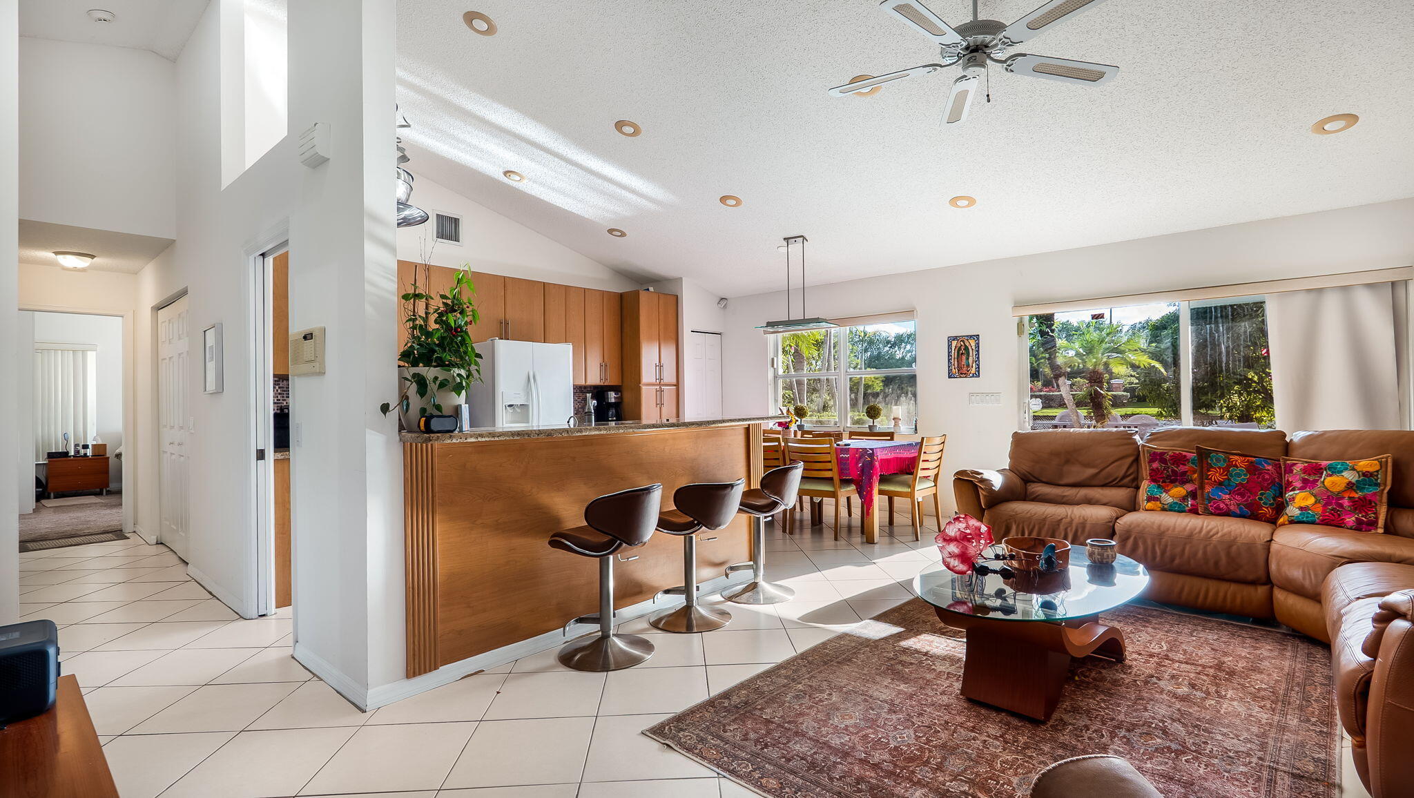 3171 Overlook Road Davie, FL 33328 - Photo 7 of 55 46-web-or-mls-DSC08163