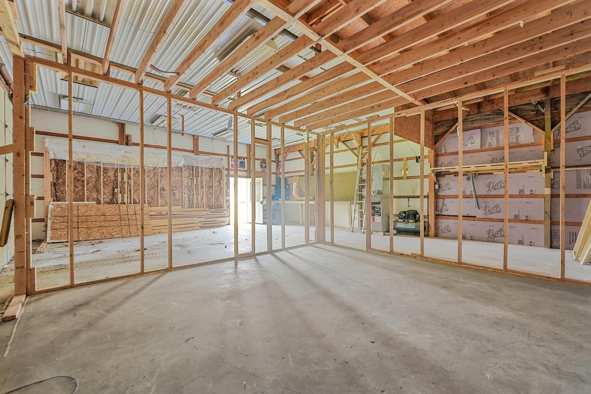 1806 Sawyer Road Traverse City, MI 49685 - Photo 41 of 49 1935356-e593f3e3-4aca-4cda-bf11-cd83ad073a15.JPG