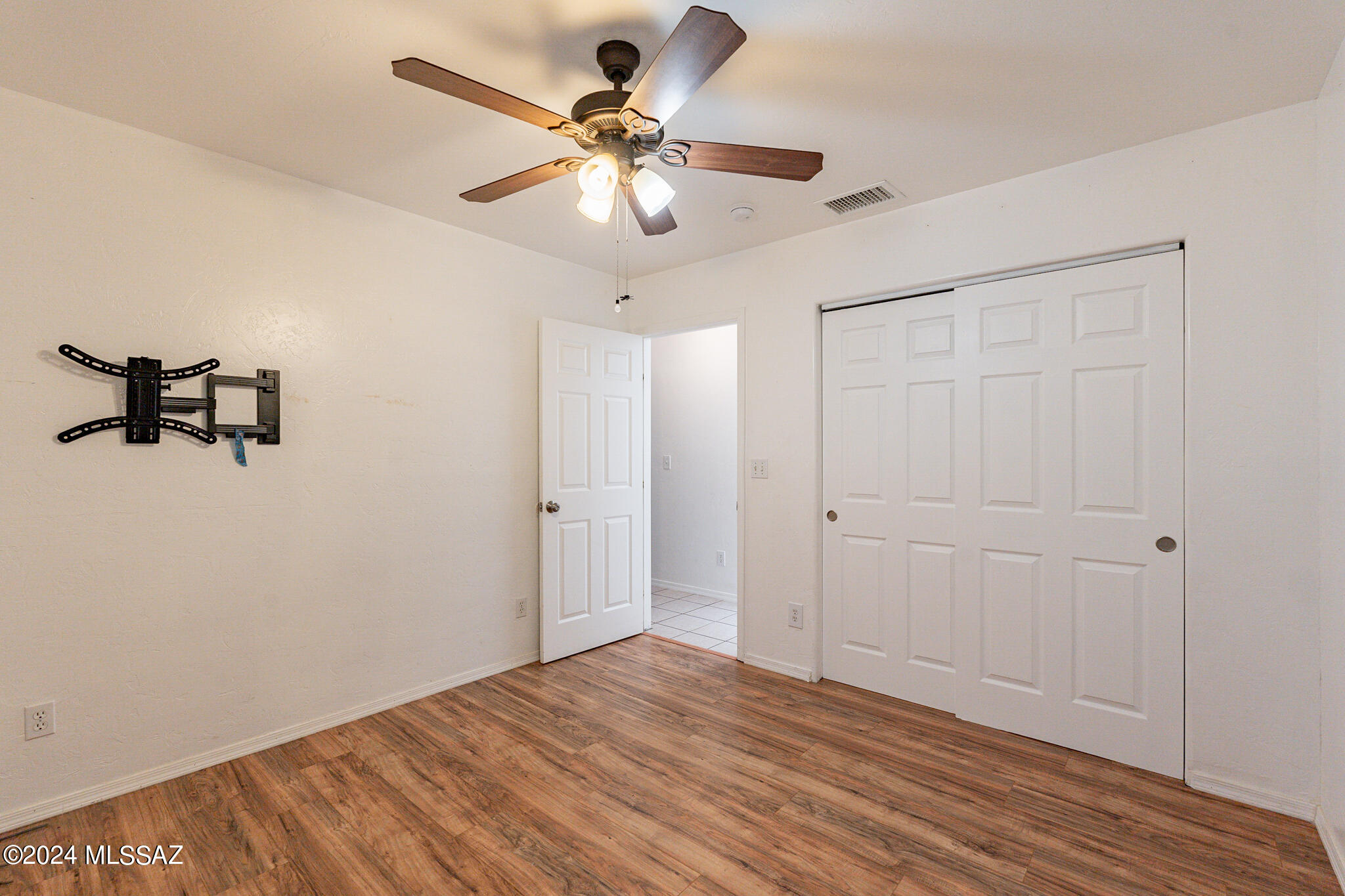 203 Círculo Silva Rio Rico, AZ 85648 - Photo 15 of 25