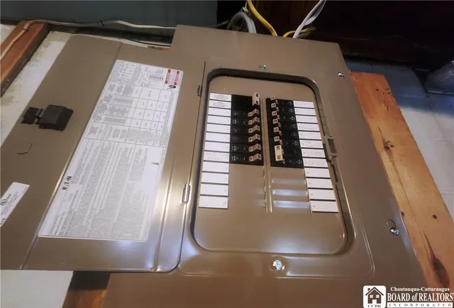 $169,900 | 93 Seymour Street, Pomfret, NY 14063