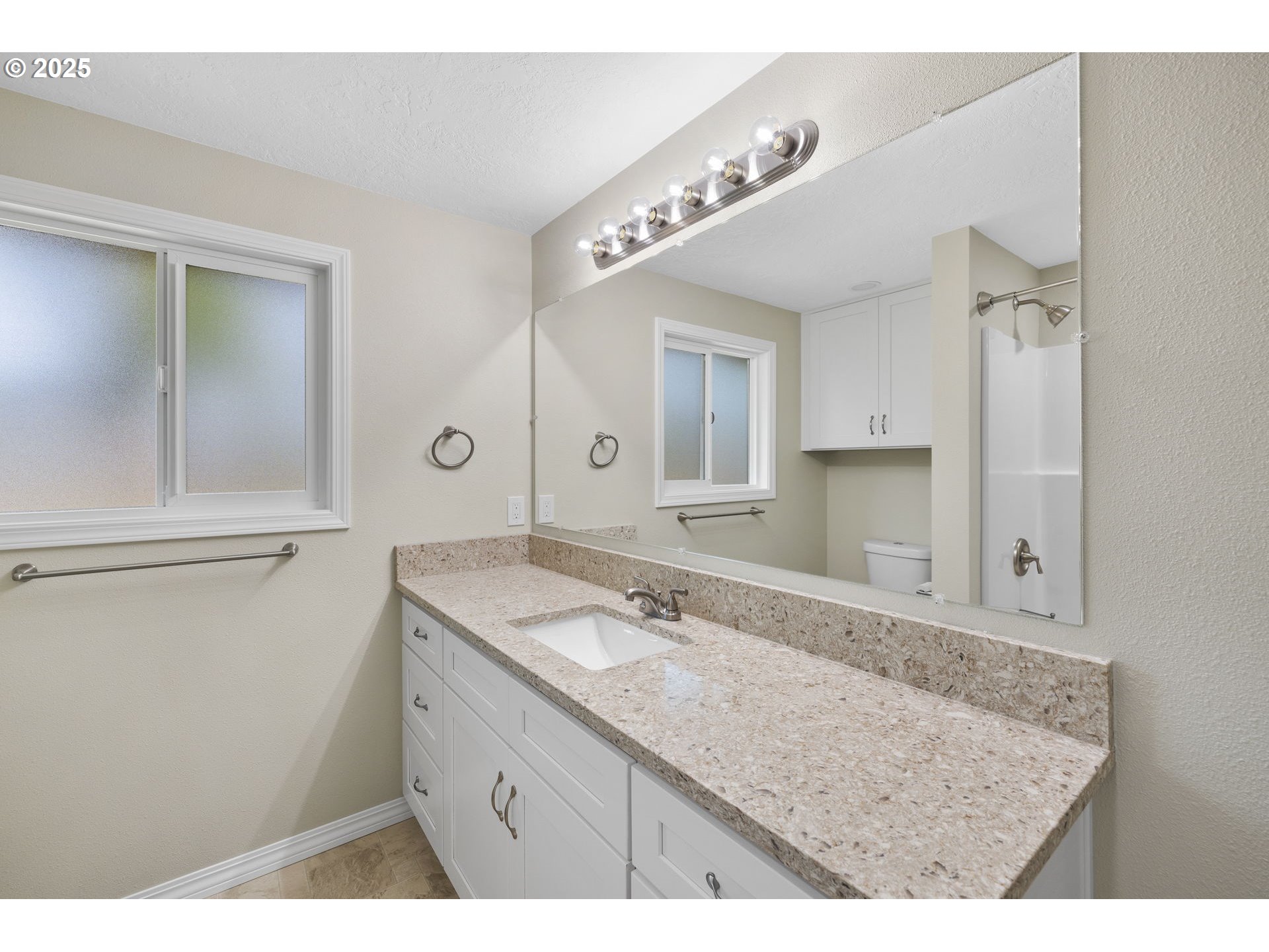 1080 Lockhaven Drive North Keizer, OR 97303 - Photo 23 of 31