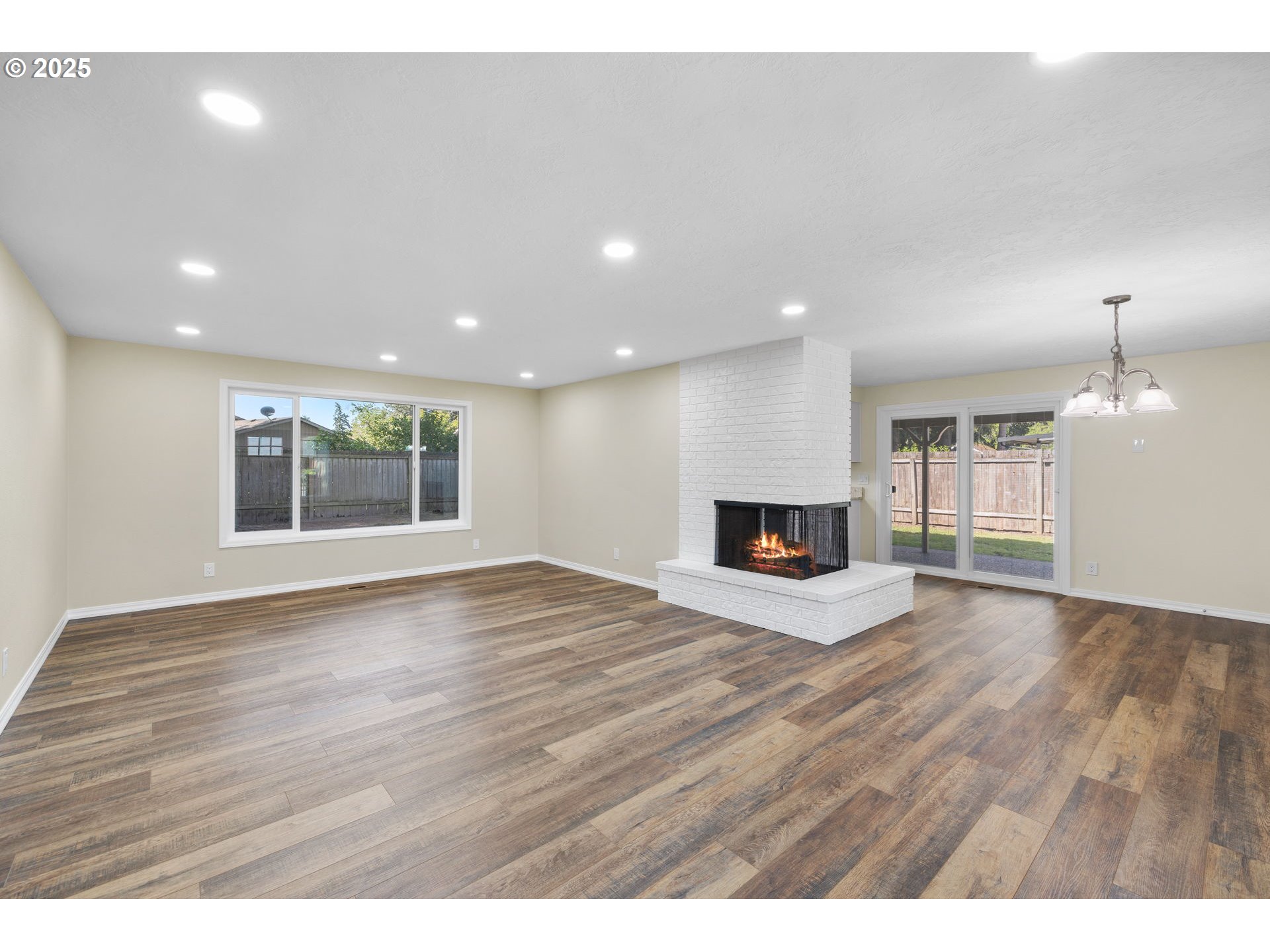 1080 Lockhaven Drive North Keizer, OR 97303 - Photo 6 of 31