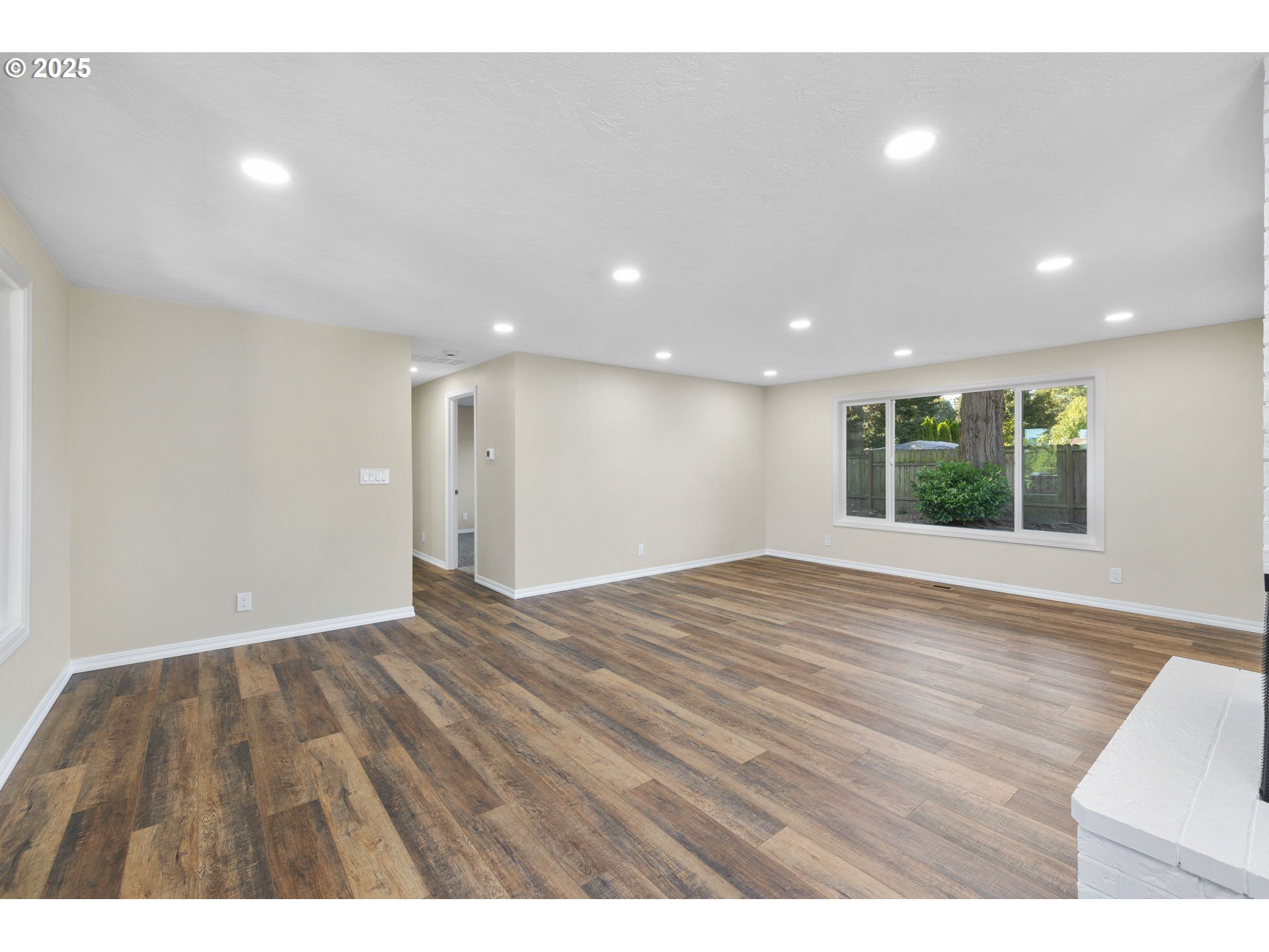 1080 Lockhaven Drive North Keizer, OR 97303 - Photo 9 of 31