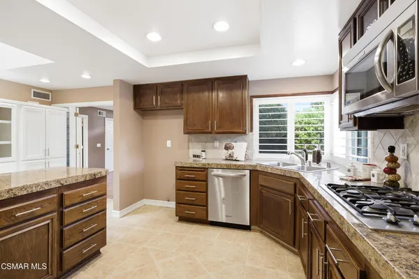 $990,000 | 2058 Coleman Court, Simi Valley, CA 93063