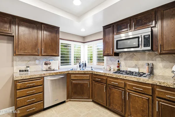 $990,000 | 2058 Coleman Court, Simi Valley, CA 93063