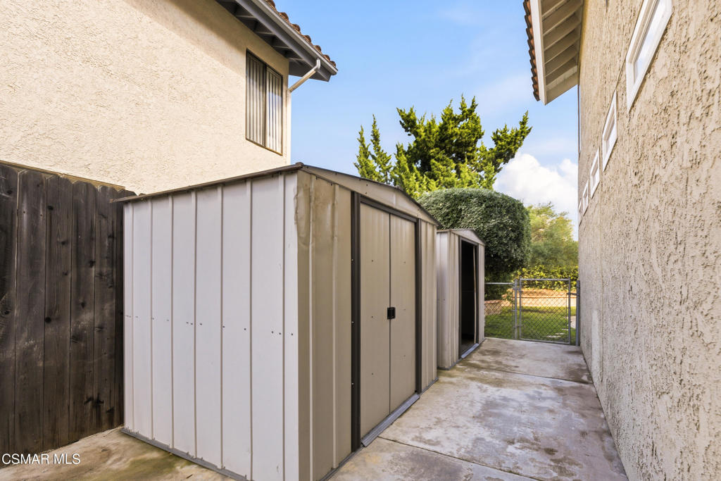 2058 Coleman Court Simi Valley, CA 93063 - Photo 47 of 60