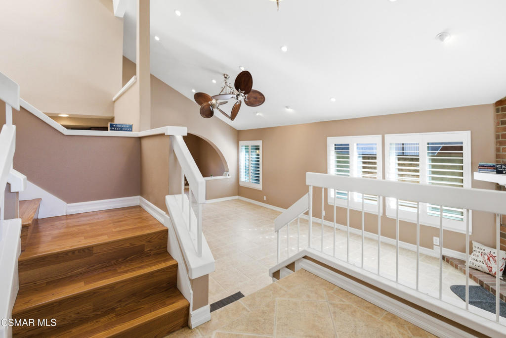 2058 Coleman Court Simi Valley, CA 93063 - Photo 9 of 60