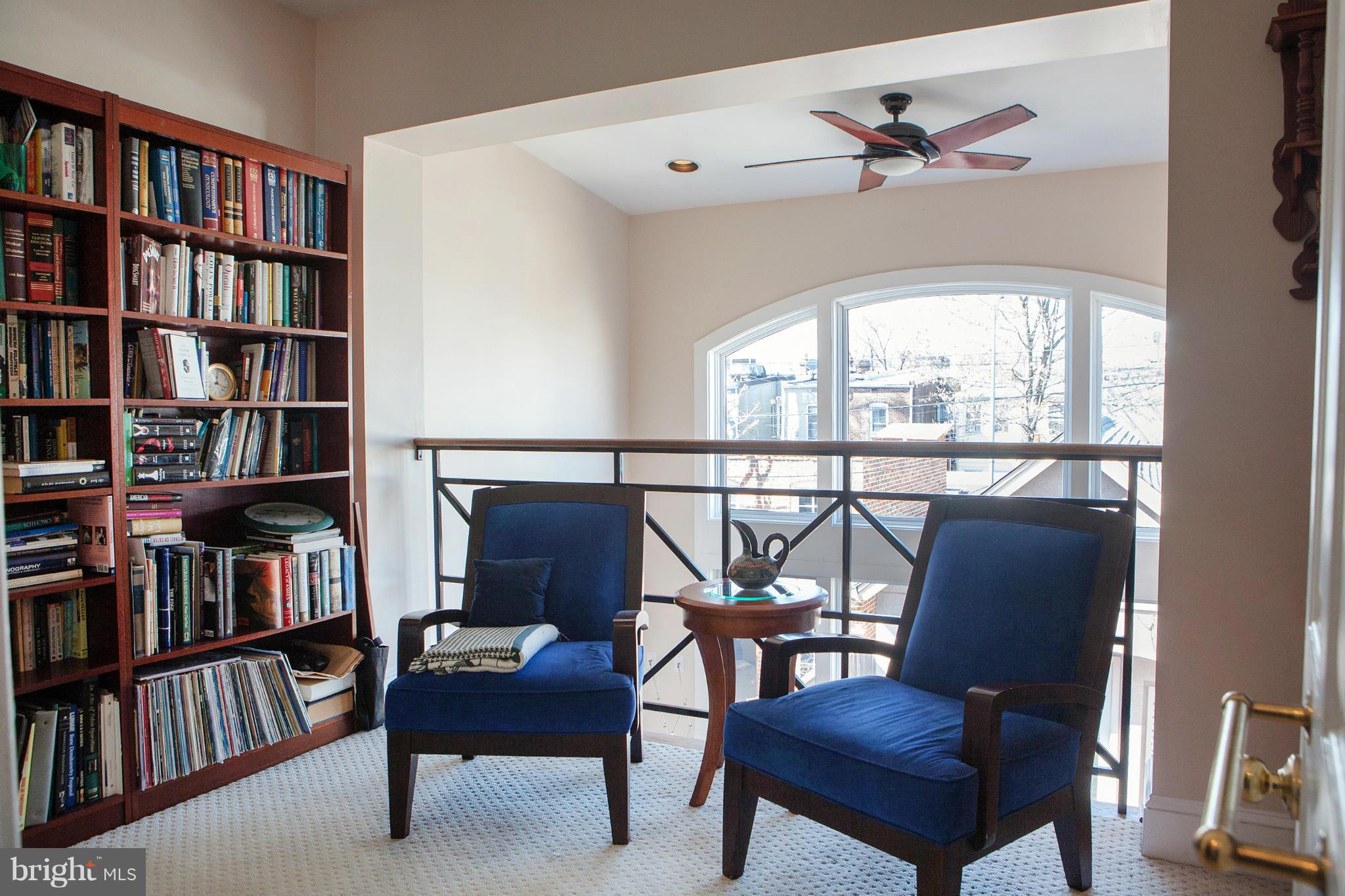234 11th Street Northeast Washington, DC 20002 - Photo 15 of 30 Solarium Loft West