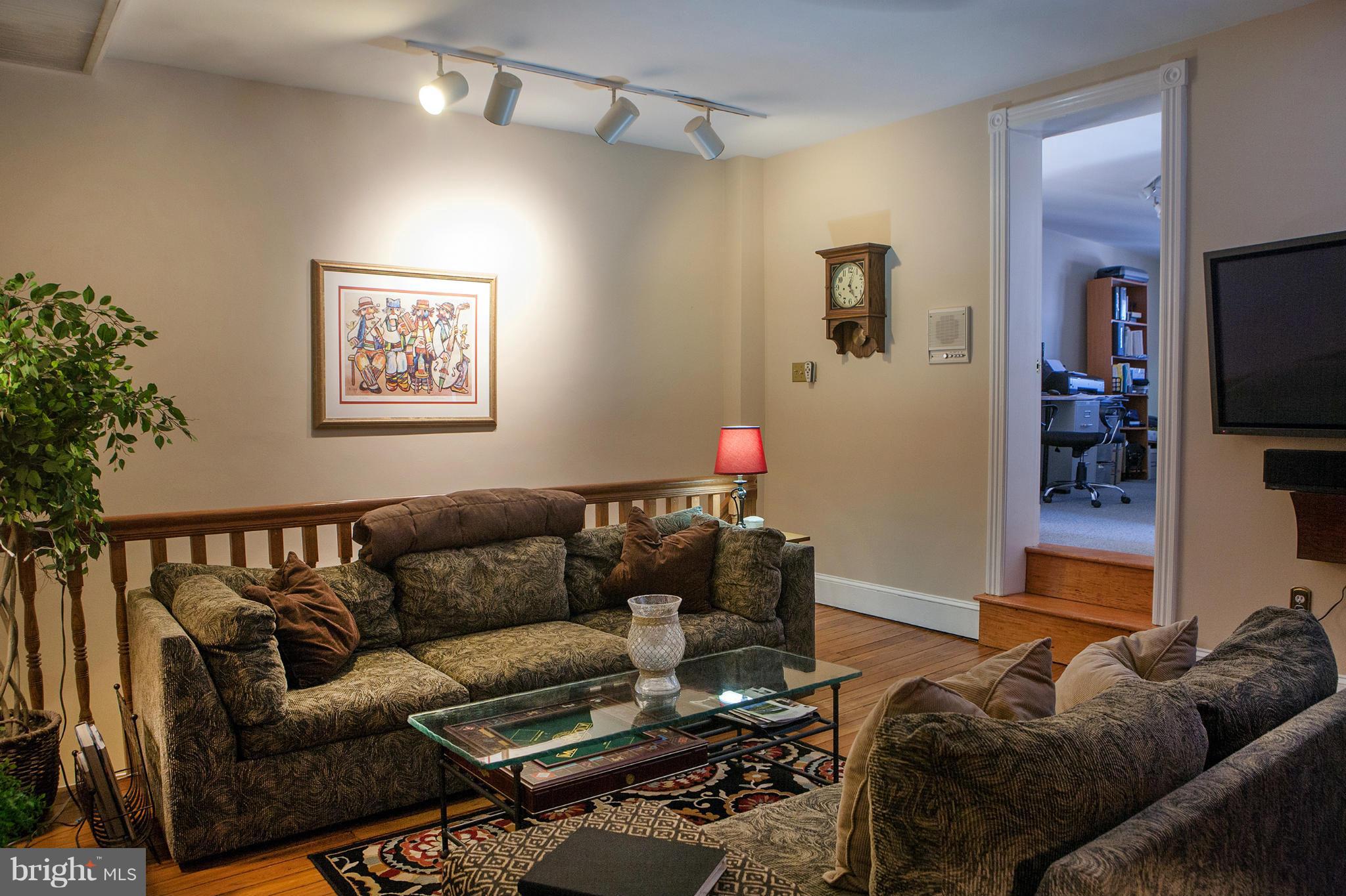 234 11th Street Northeast Washington, DC 20002 - Photo 25 of 30 Family Room Southwest