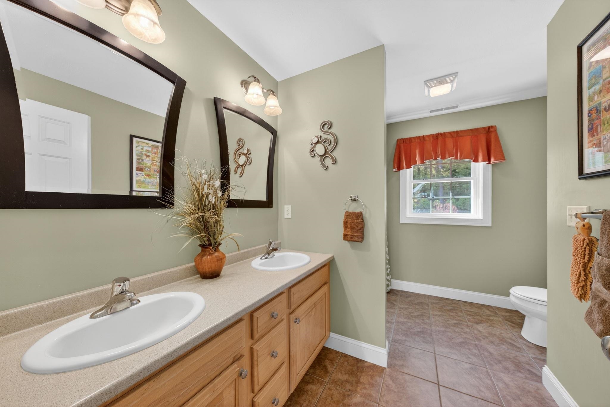 5 Cobblestone Road Pelham, NH 03076 - Photo 36 of 60