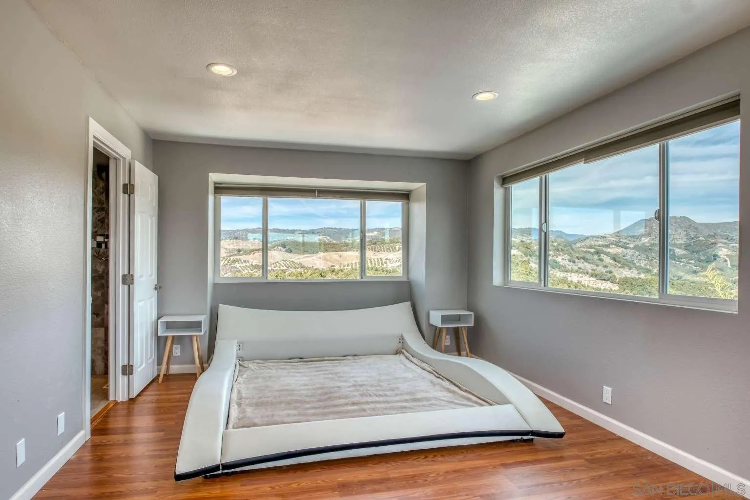 45050 Camaron Road Temecula, CA 92590 - Photo 9 of 40