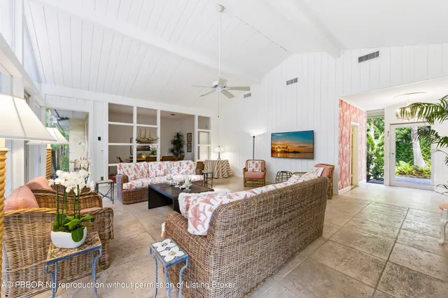 $9,295,000 | 110 Merrain Road, Palm Beach, FL 33480