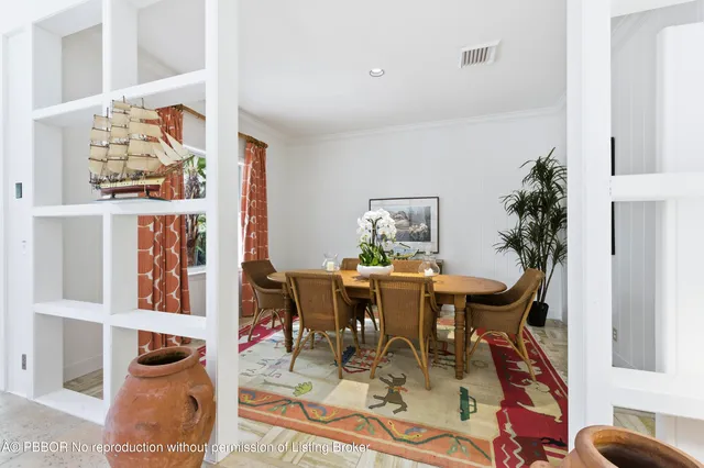 $9,295,000 | 110 Merrain Road, Palm Beach, FL 33480