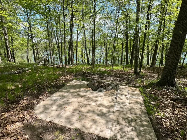 $242,884 | 5585 Woods Bay Drive Northeast, Outing, MN 56662