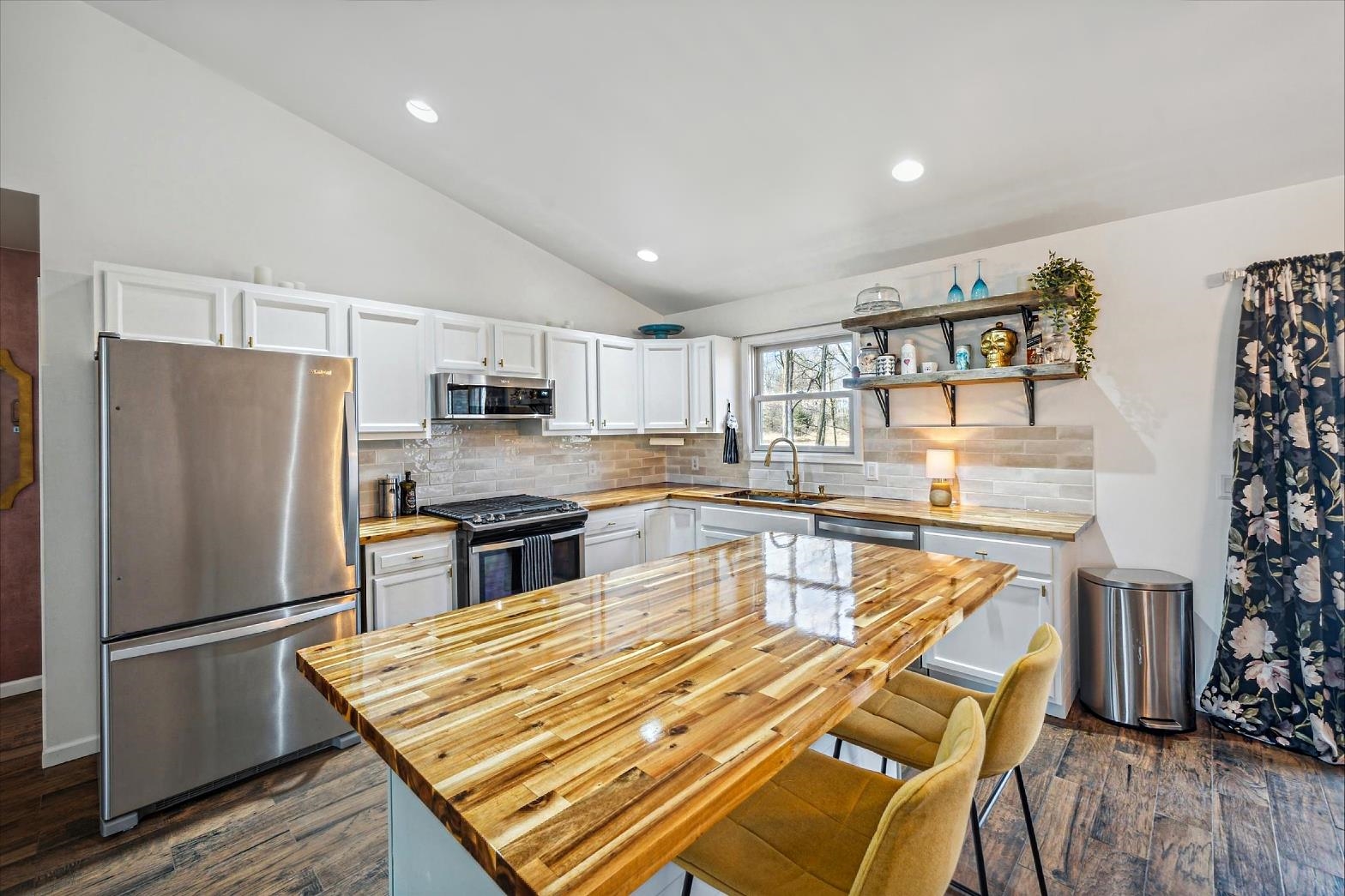 7644 Kitchen Road Goodells, MI 48027 - Photo 8 of 31 50101950-7.JPG