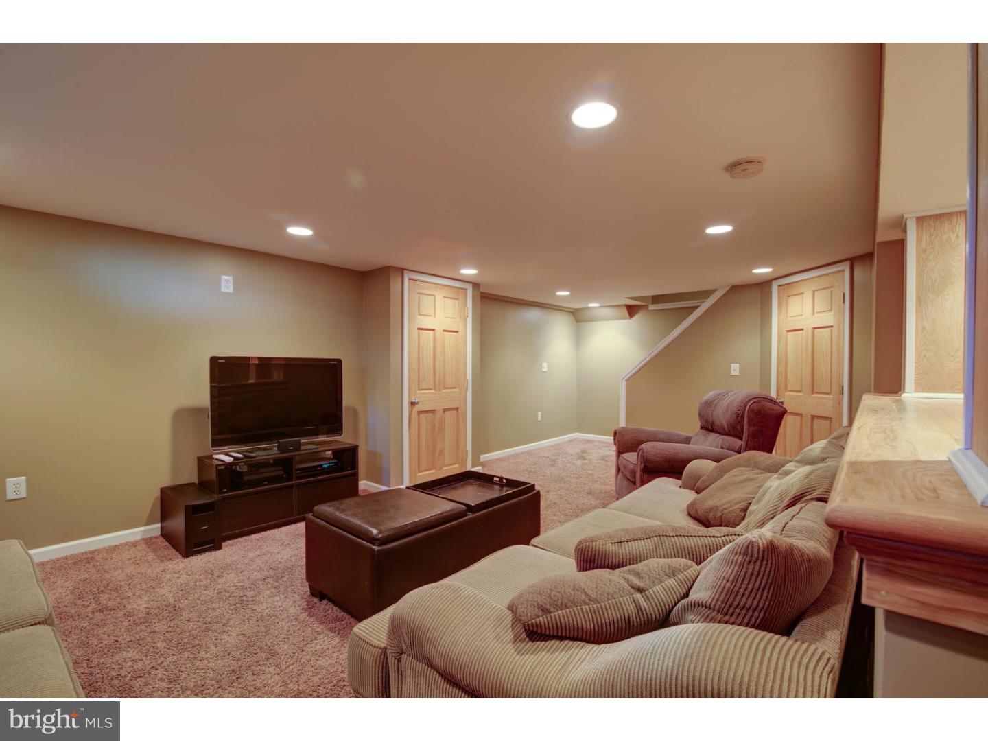 57 Brooktree Road Hightstown, NJ 08520 - Photo 12 of 25 Gallery Image 12