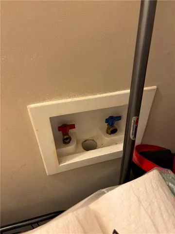 $142,000 | 475 Mount Vernon Highway Northeast, Unit 122C, Sandy Springs, GA 30328