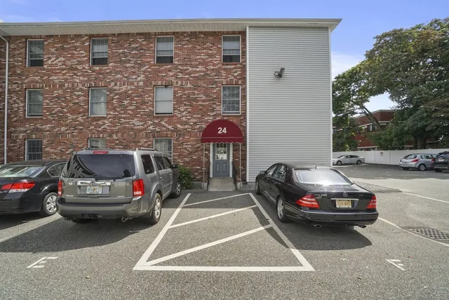 $2,800 | 24 South Street, Unit 22, Medford, MA 02155