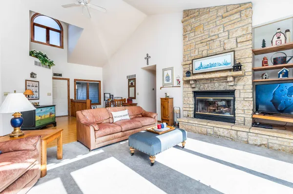 $499,000 | 17 Wedgewood Drive, Galena, IL 61036