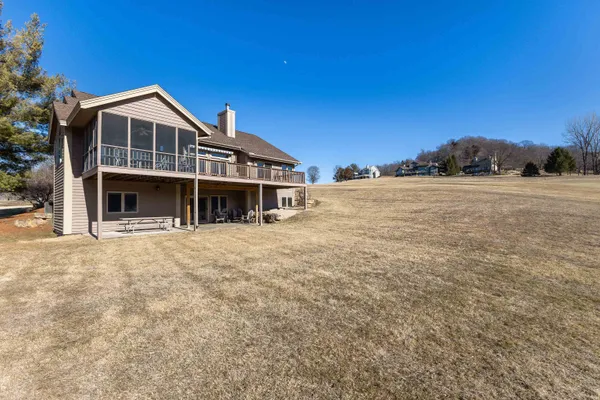 $499,000 | 17 Wedgewood Drive, Galena, IL 61036