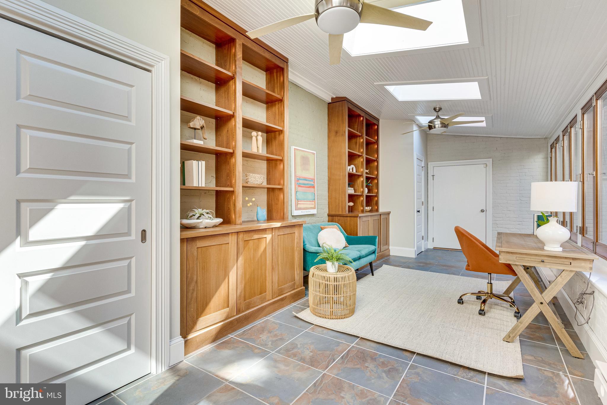 139 12th Street Northeast Washington, DC 20002 - Photo 22 of 50 a dining room with furniture and wooden floor