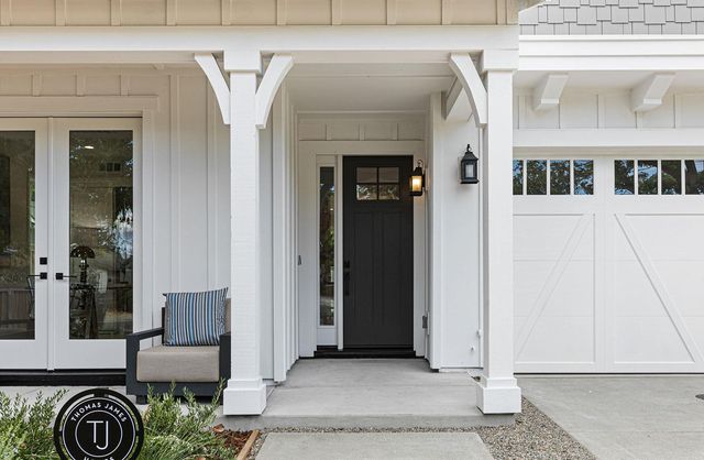 a view of front door and porch
