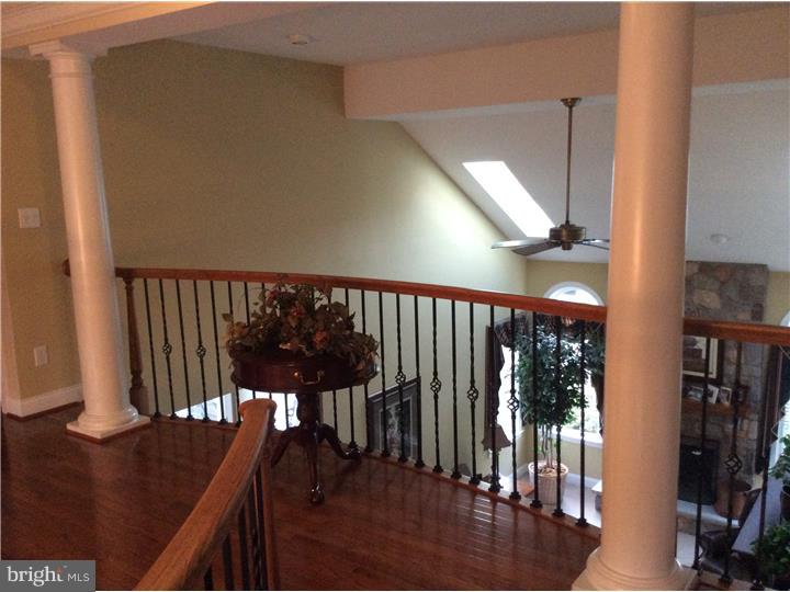 3682 Hancock Lane Doylestown, PA 18902 - Photo 9 of 25 Hallway