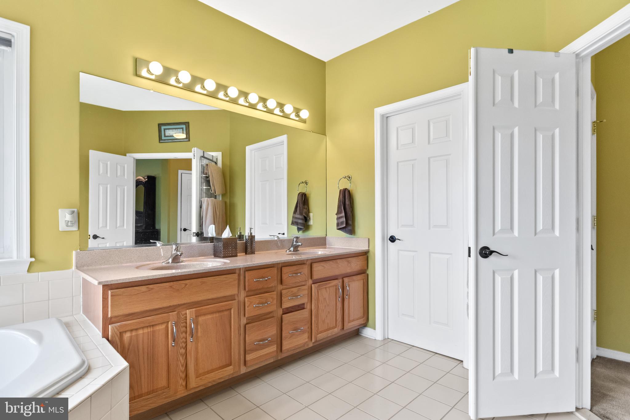 21 Alexis Court Mickleton, NJ 08056 - Photo 29 of 39 Gallery Image 29