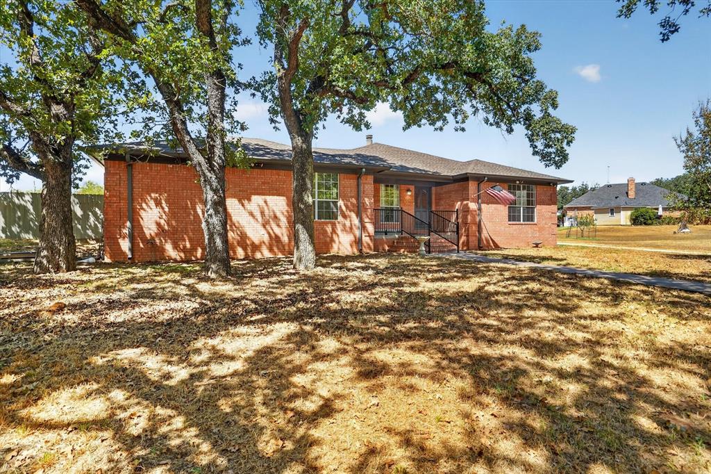 3520 Old Dennis Road Weatherford, TX 76087 - Photo 3 of 40 Gallery Image 3