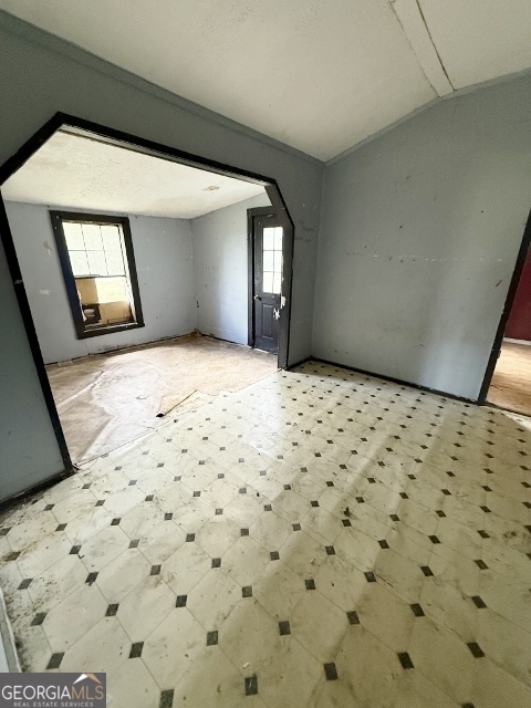 150 Kemp Road Swainsboro, GA 30401 - Photo 9 of 18 a bedroom with a bed and a window