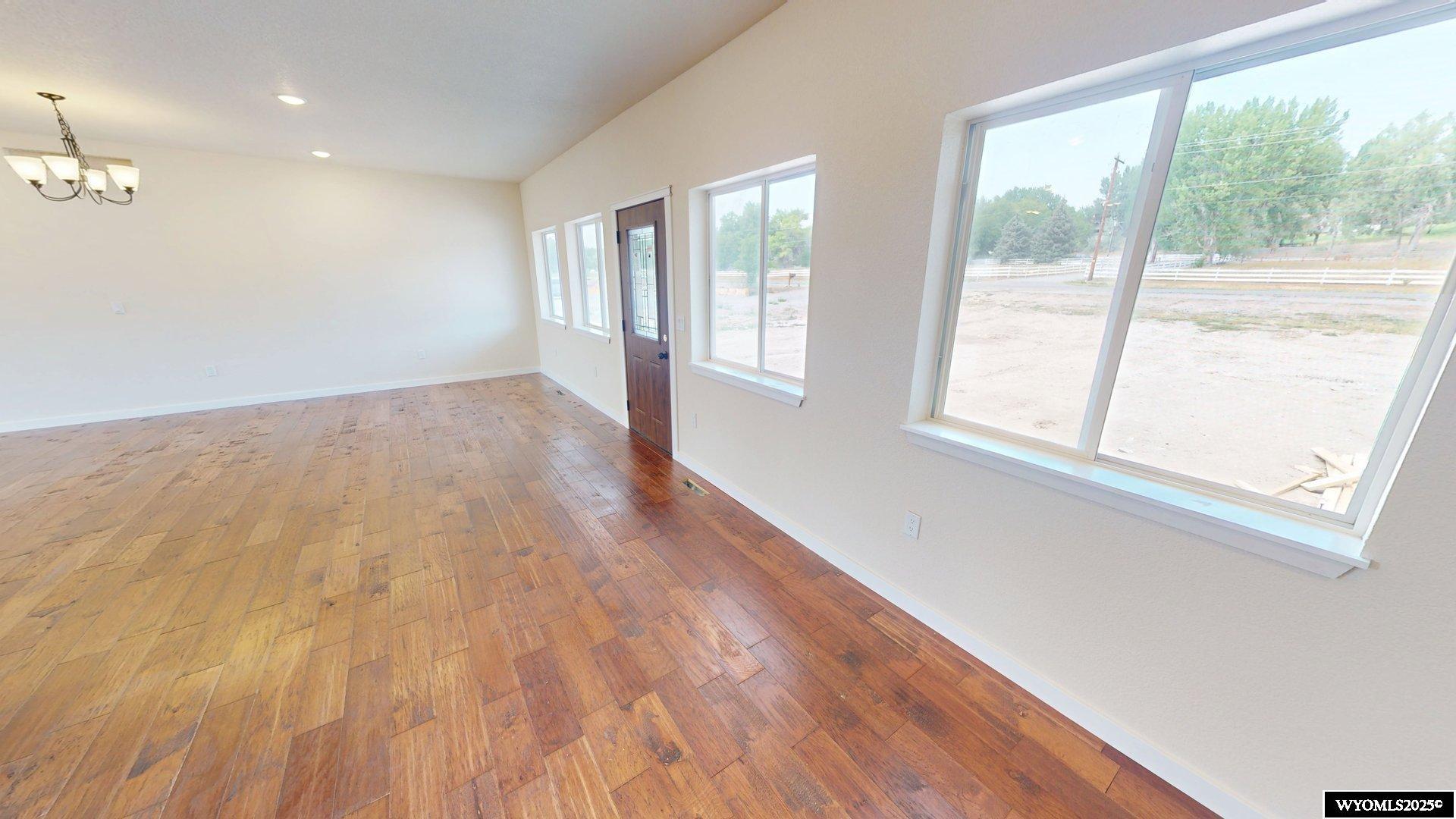 1625 Riverview Road Riverton, WY 82501 - Photo 2 of 20