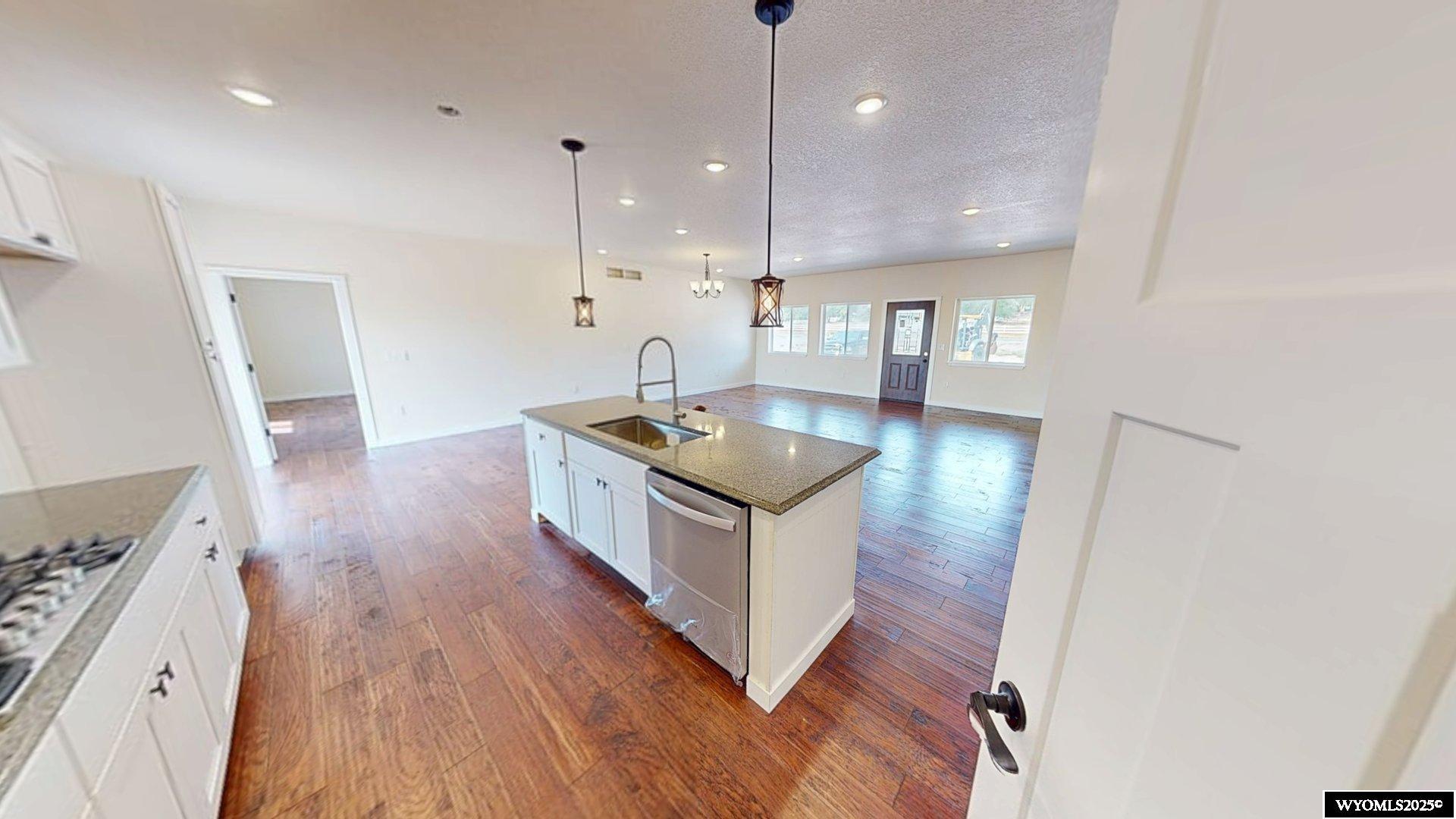 1625 Riverview Road Riverton, WY 82501 - Photo 5 of 20