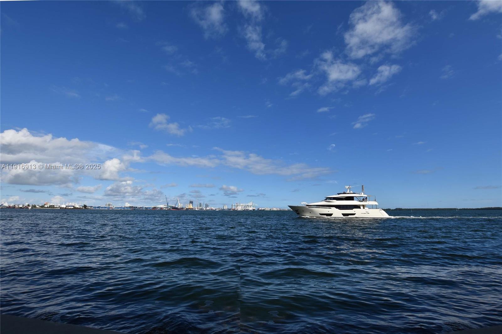 540 Brickell Key Drive, Unit 1120 Miami, FL 33131 - Photo 24 of 36