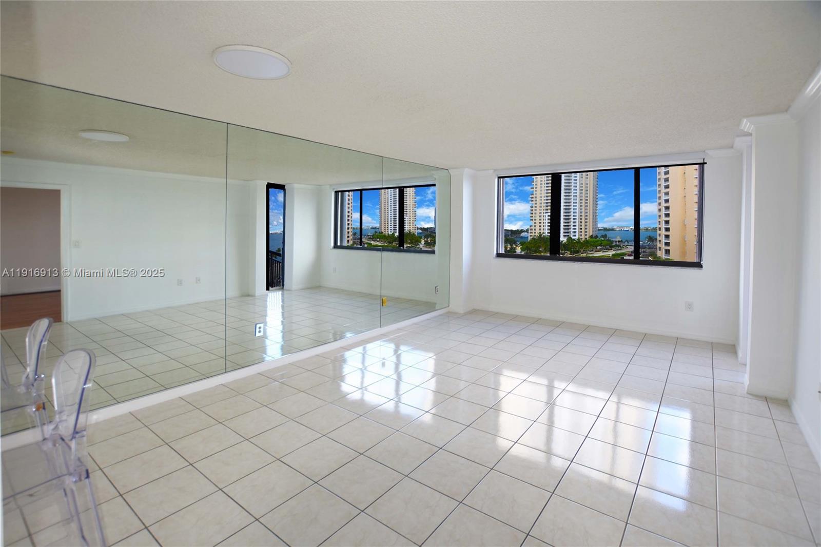 540 Brickell Key Drive, Unit 1120 Miami, FL 33131 - Photo 4 of 36