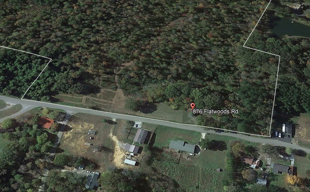 876 Flatwoods Road Camden, TN 38320 - Photo 7 of 47 a view of a balcony with outdoor space