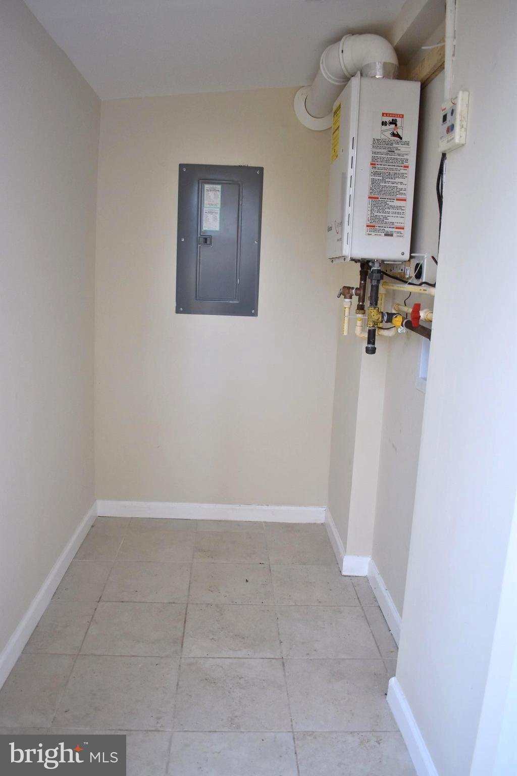 7733 Oxman Road Landover, MD 20785 - Photo 18 of 19