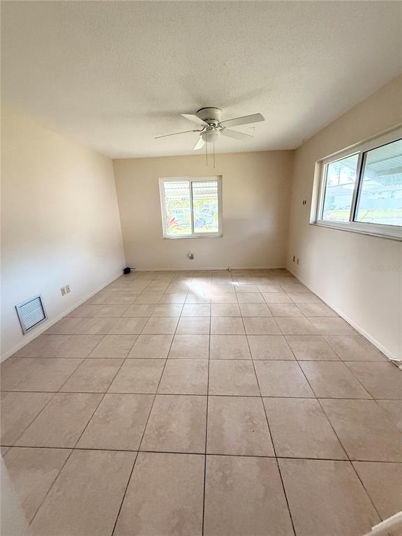 340 Azalea Road Venice, FL 34293 - Photo 7 of 10 Gallery Image 7