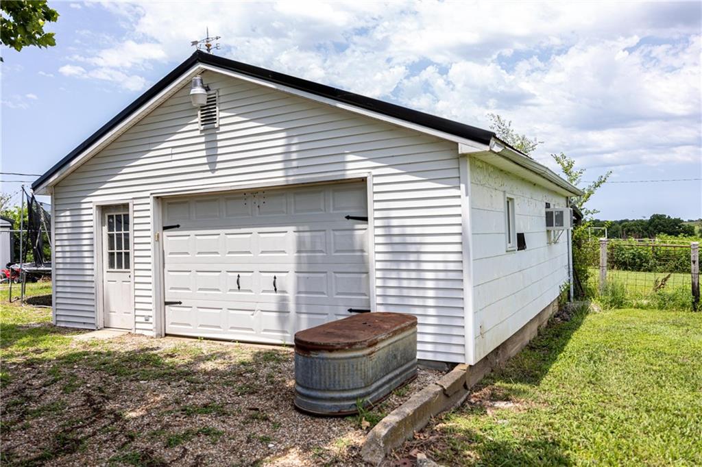 835 Northwest 950 Road Blairstown, MO 64726 - Photo 24 of 48