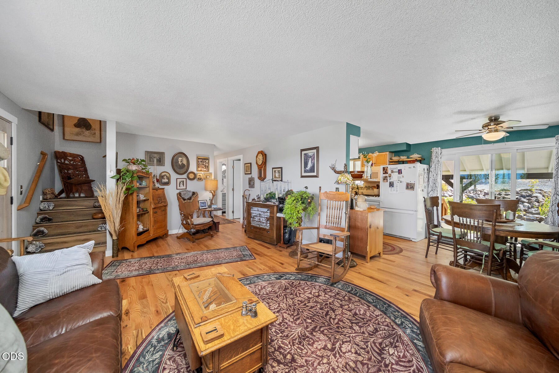 7158 Southeast Mark Road Prineville, OR 97754 - Photo 11 of 24 Gallery Image 11
