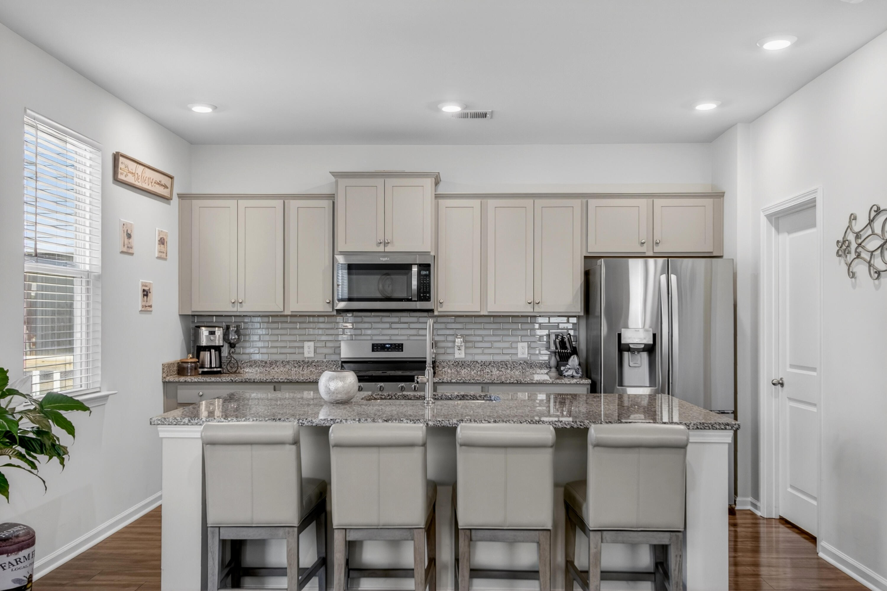 437 Ribbon Road Summerville, SC 29483 - Photo 10 of 41